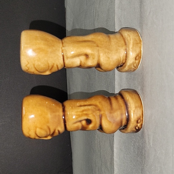 Kon Tiki Ceramic Tiki Figurine Salt and Pepper Shakers - Picture 4 of 6